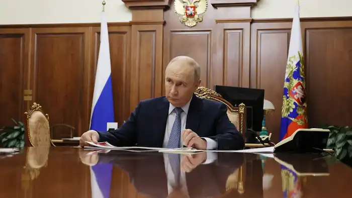 Putin braces for election stress test as Russians ‘feel the pain’ of struggling economy